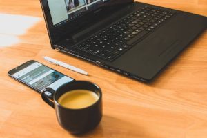 Por Que Escolher a Hotmart para Vender Cursos e Infoprodutos: