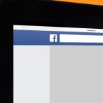 Ilustração de marketing digital destacando estratégias eficazes para o uso da palavra-chave feebook.
