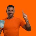 Ideias práticas para ganhar dinheiro trabalhando de casa e transforme seu tempo livre em renda com criatividade e as ferramentas certas.